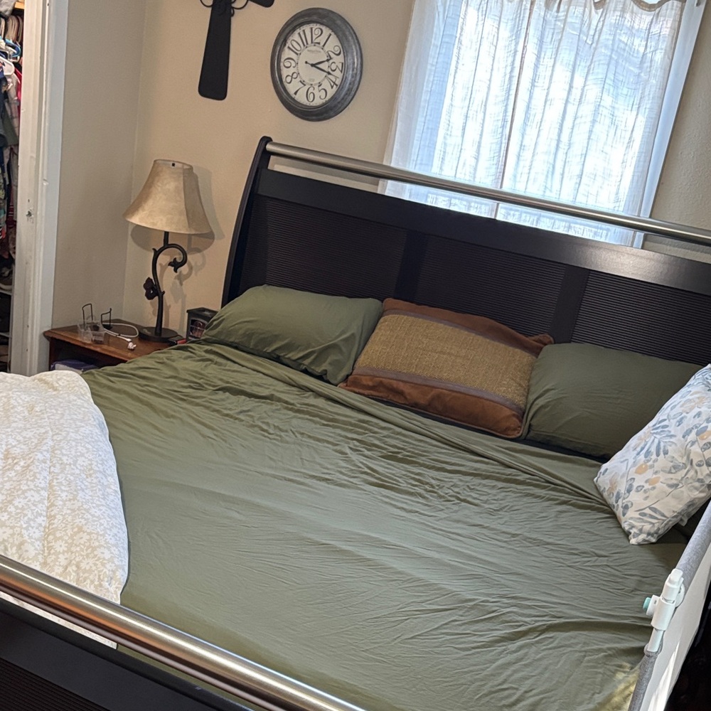 Green Bedding Set